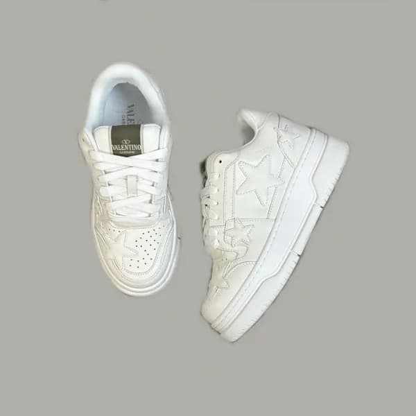발렌티노 남/녀 화이트 스니커즈 - Valentino Unisex White Sneaker… - 1