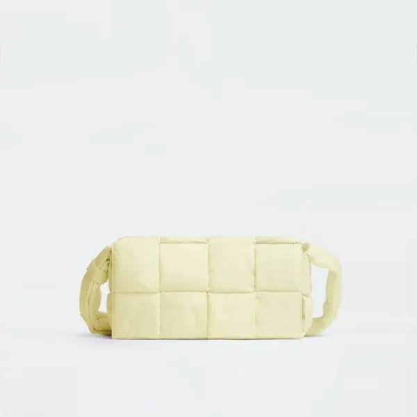 보테가베네타 남성 카세트 백 - Bottega veneta Mens Cassette Bag… - 1