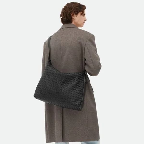 보테가베네타 남성 트래블러 백 - Bottega veneta Mens Traveller B… - 1