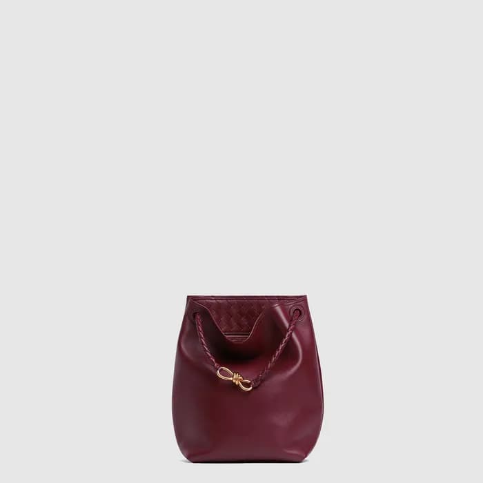 보테가 베네타 여성 안디아모 버킷 백 - Bottega veneta Womens Andia… - 1