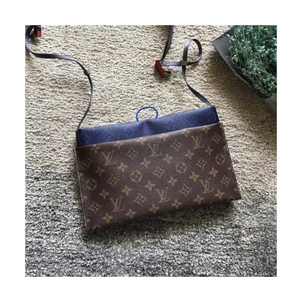 Louis Vuitton 2018 Man Cross Bag,17cm - 루이비통 2018 … - 1