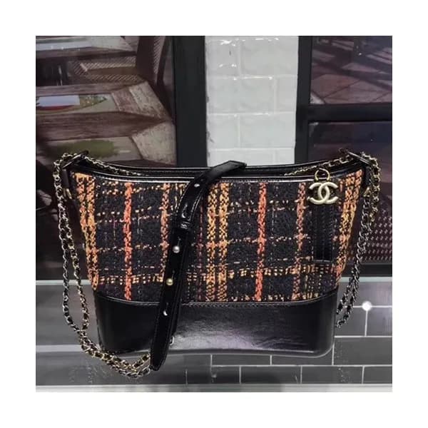 Chanel 2018 Gabrielle Hobo Shoulder Bag ,28CM - … - 1