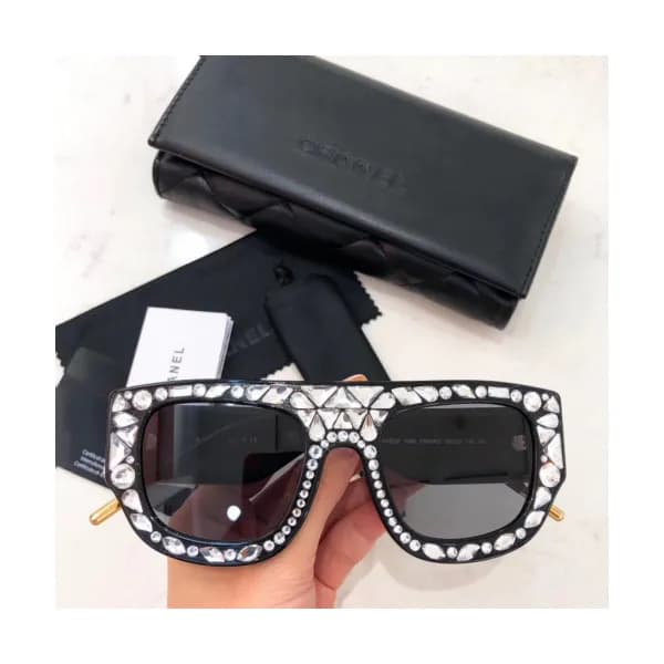 [럭셔리]Chanel 2019 Womens Strass Acrylic Frame Eyewe… - 1