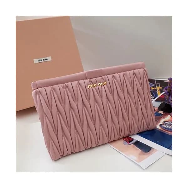 MiuMiu 2019 Women Clutch Bag,28cm - 미우미우 2019 여성용 … - 1
