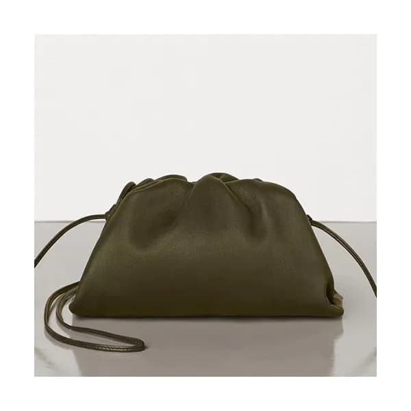 Bottega Veneta 2019 The Pouch Bag / Shoulder Bag,2…