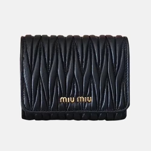 MiuMiu 2019 Matelasse Leather Wallet 5MH016 - 201… - 1