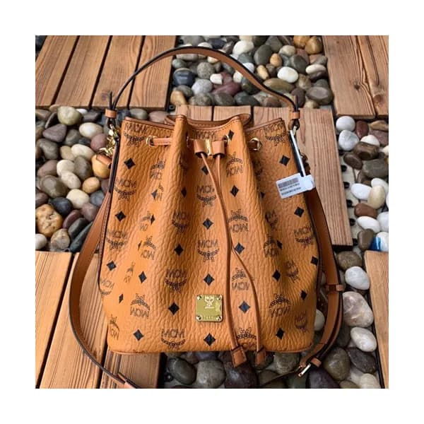 MCM 2019 Visetos Bucket Tote Shoulder Bag,26cm - 엠… - 1