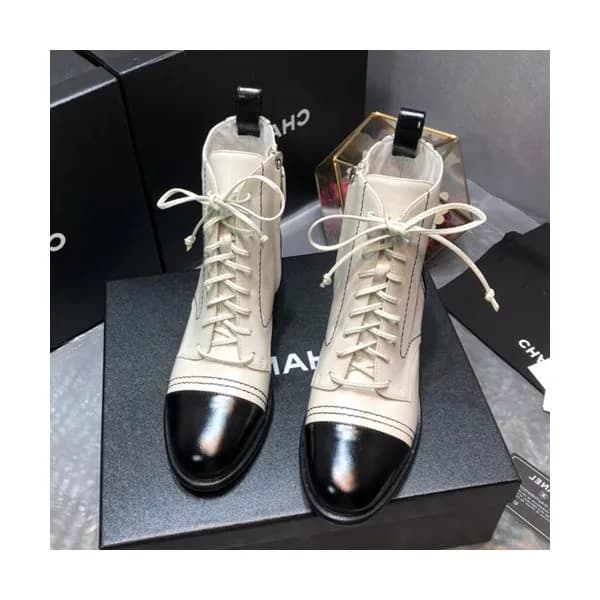 Chanel 2019 Ladies Leather Ankle Boots - 샤넬 2019 여… - 1