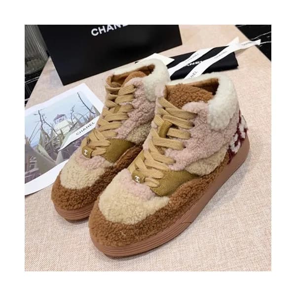 Chanel 2019 Ladies Lambs Wool Sneakers - 샤넬 2019 여… - 1