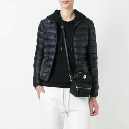 [몽클레어]Moncler 2020 Womens Patch Logo Modern Duck D… - 1