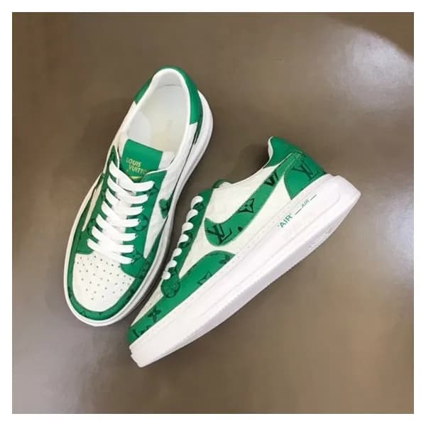 루이비통 남성 그린 스니커즈 - Louis vuitton Mens Green Sneaker… - 1