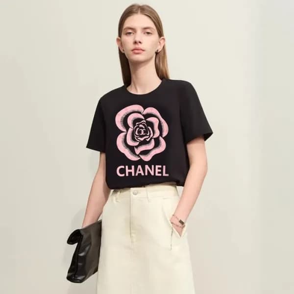 샤넬 여성 블랙 반팔 티셔츠 - Chanel Womens Black Tshirts - ch… - 1