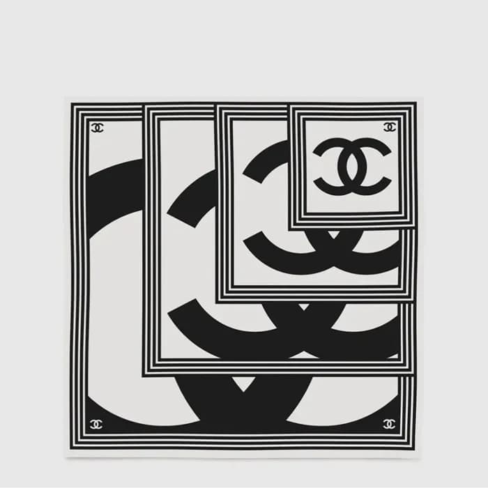샤넬 여성 CC 로고 스퀘어 스카프 - Chanel Womens CC Logo Square… - 1