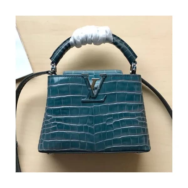 Louis Vuitton 2019 Capucines Shoulder Bag,21/27/31… - 1