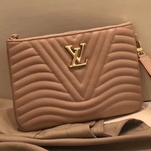 Louis Vuitton 2019 New Wave Clutch Bag,24cm - 루이비통… - 1