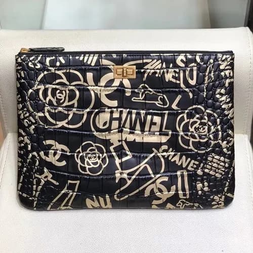 Chanel 2019 Leather Women Clutch Bag ,28CM - 샤넬 20… - 1