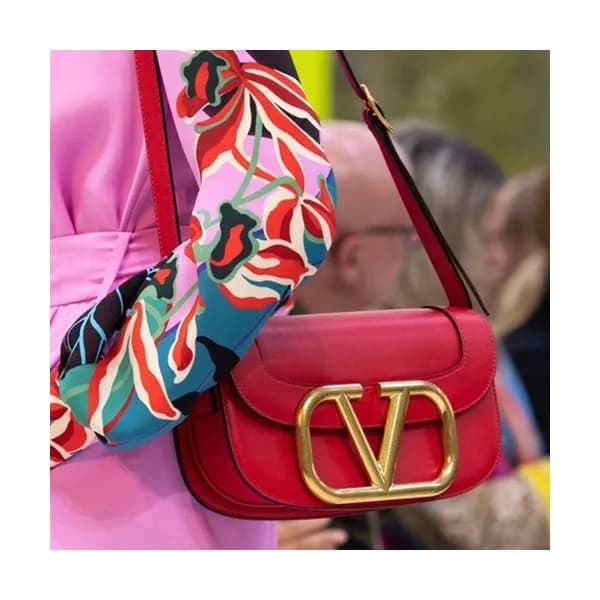 Valentino 2019 Leather Garavani Shoudler Cross Bag… - 1