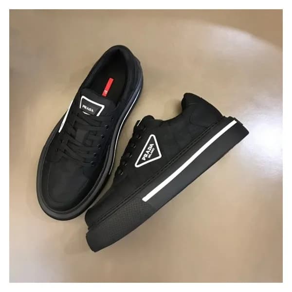 프라다 남성 블랙 스니커즈 - Prada Mens Black Sneakers - pr282… - 1