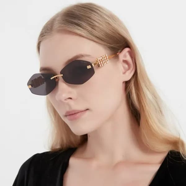 미우미우 여성 프리미엄 메탈 프레임 선글라스 - Miumiu Womens Premium M… - 1