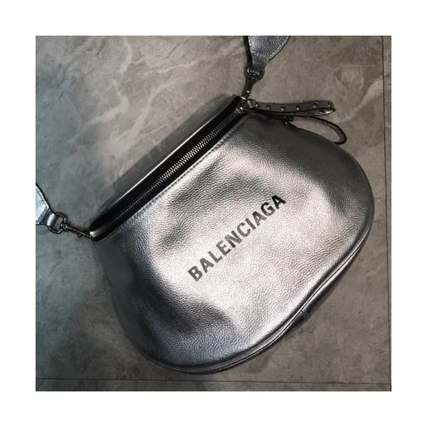 Balenciaga 2019 Leather Shoulder Bag,24CM - 발렌시아가… - 1