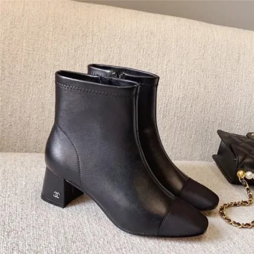 Chanel 2020 Women's Leater Ankle Boots - 샤넬 20… - 1