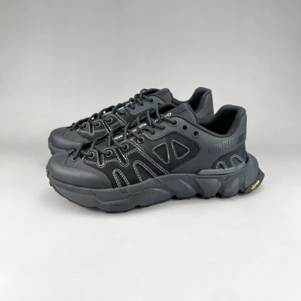 몽클레어 남성 블랙 스니커즈 - Moncler Mens Black Sneakers - mo… - 1
