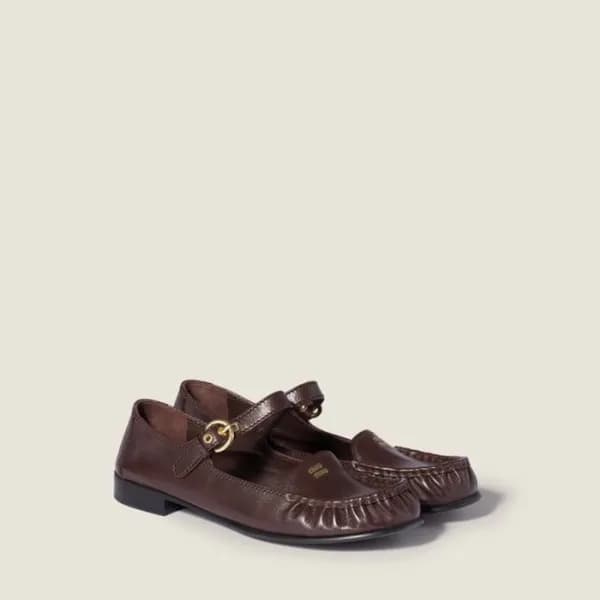 미우미우 여성 스트랩 가죽 로퍼 - Miu Miu Womens Strap Leather L… - 1