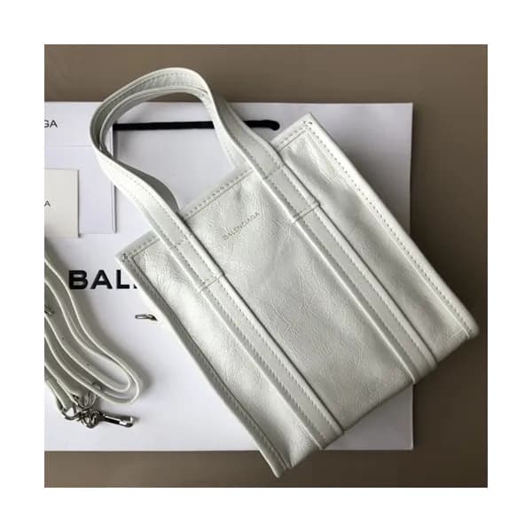 Balenciaga 2019 Bazar Leather Tote Shoulder Shoppe… - 1