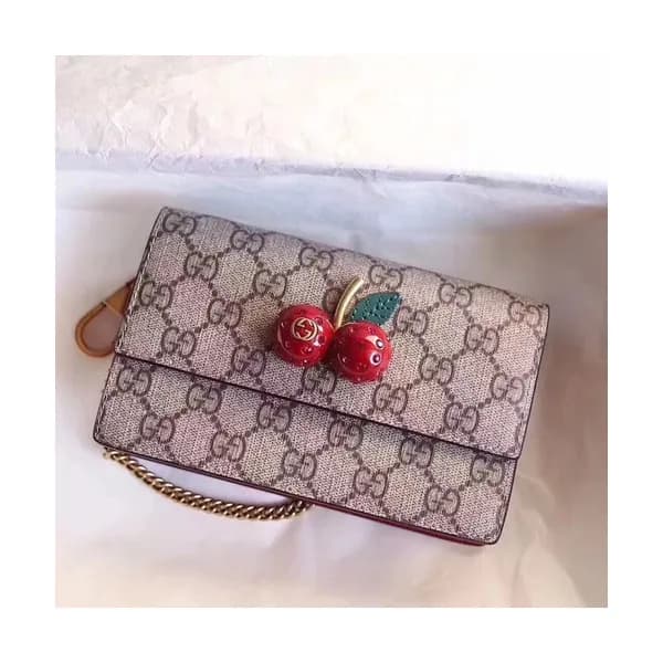 Gucci GG 2019 Supreme Canvas Cherry Mini Chain Sho… - 1
