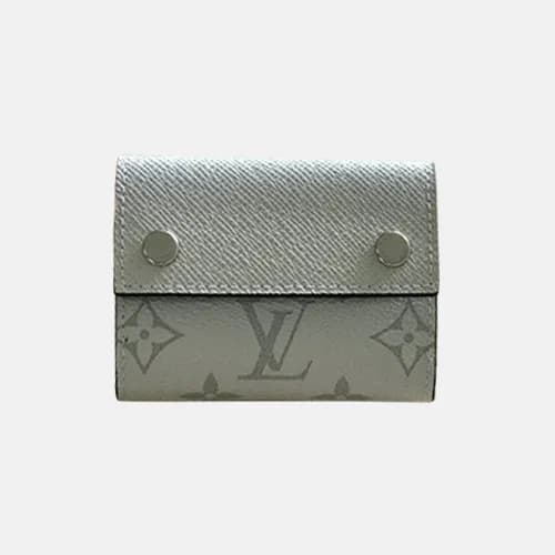 Louis Vuitton 2019 Discovery Compact Wallet M67621… - 1