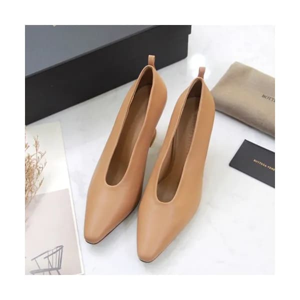 Bottega Veneta 2019 Ladies Leather Pumps Middle He… - 1