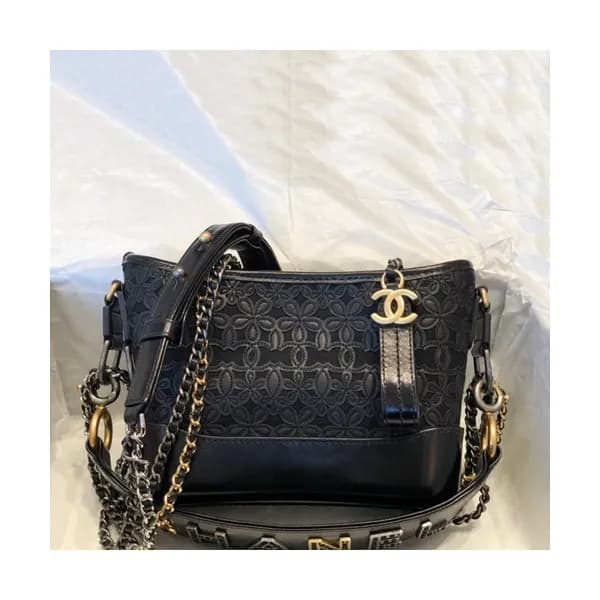 Chanel 2019 Gabrielle Hobo Leather Shoulder Bag ,2… - 1