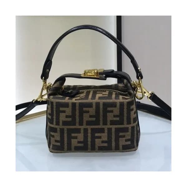 Fendi 2020 Tote Shoulder Bag ,16CM - 펜디 2020 토트 숄더… - 1