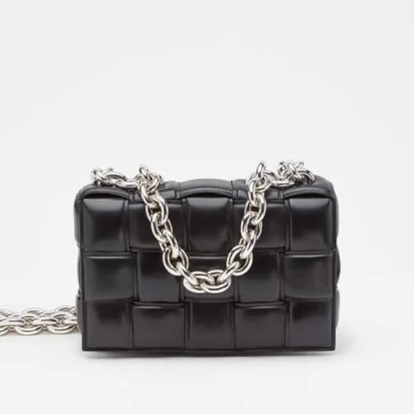 보테가베네타 여성용 블랙 카세트백 - Womens Black Cassette Bag - b… - 1