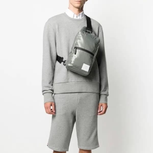 톰브라운 남성 클래식 그레이 반바지 - Thom Browne Mens Gray Half-p… - 1