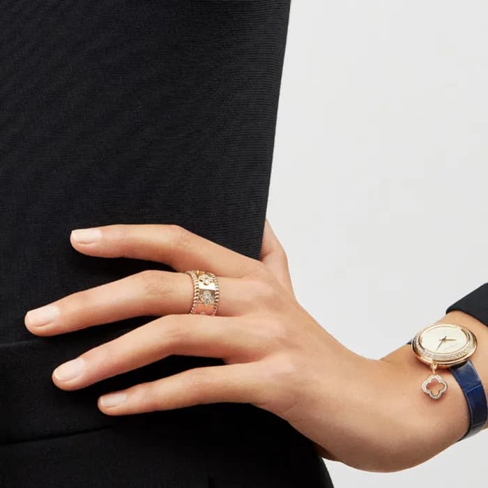 반클리프 아펠 여성 뻬를리 클로버 링 - Van Cleef & Arpels Womens P… - 1