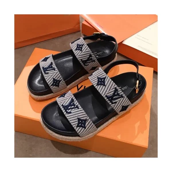 [트렌디]Louis Vuitton 2019 Womens Initial Embroidery … - 1