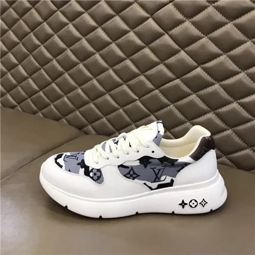 Louis Vuitton 2020 Men's Leather Sneakers - 루이… - 1