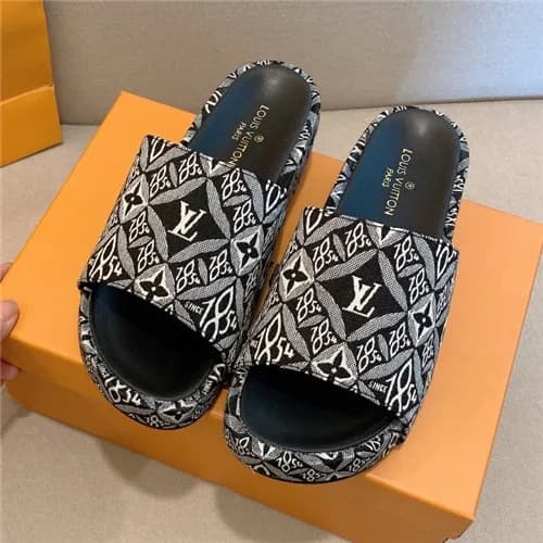 Louis Vuitton 2021 Women's Canvas Slipper,LOUS… - 1