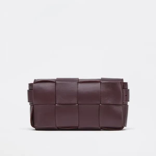 보테가베네타 남성용 버건디 카세트 벨트백 - Mens Burgundy Cassette Be… - 1