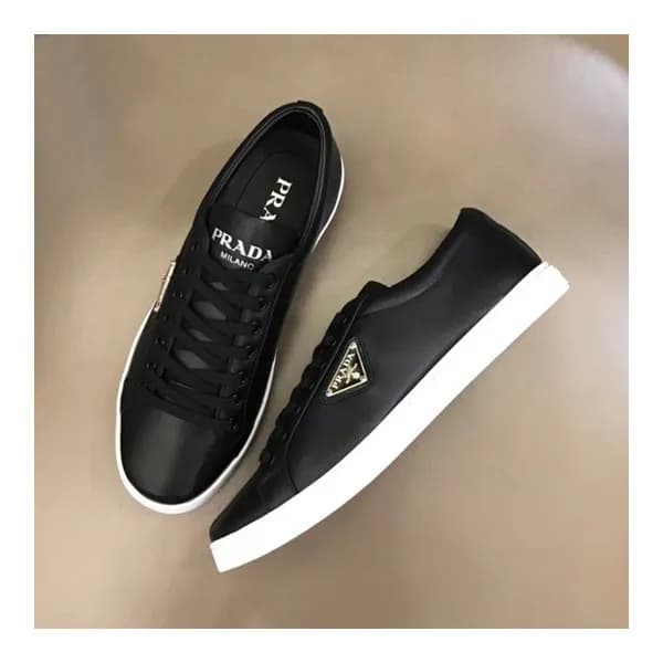 프라다 남성 클래식 블랙 스니커즈 - Mens Black Sneakers - pra0271… - 1