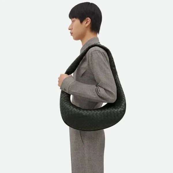 보테가베네타 남성 블랙 버디백 - Bottega Veneta Mens Black Buddy… - 1