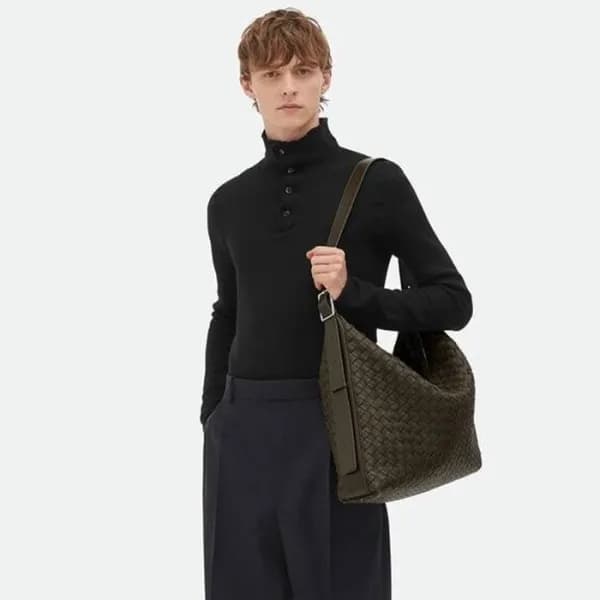 보테가베네타 남성 트래블러 백 - Bottega veneta Mens Traveller B… - 1