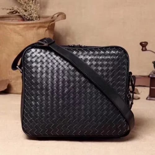 Bottega Veneta Leather Black Cross Bag,27cm - 보테가 … - 1