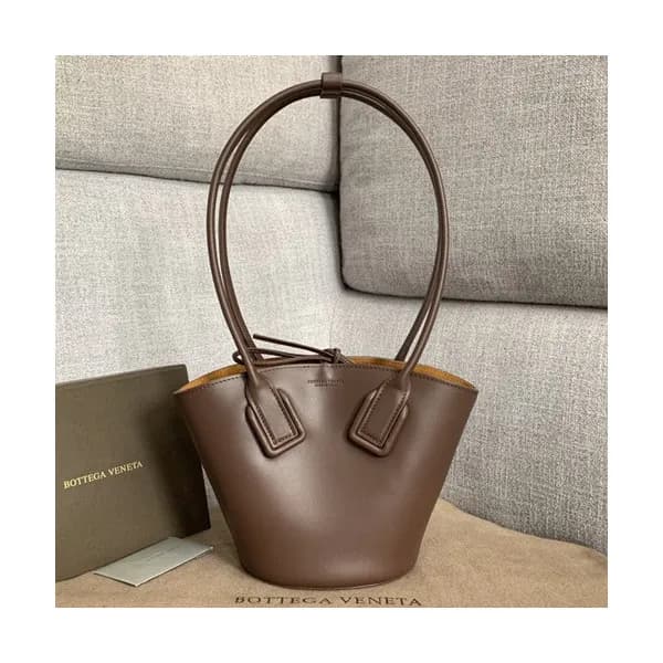 Bottega Veneta 2019 Basket Tote Shoulder Bag,28cm … - 1
