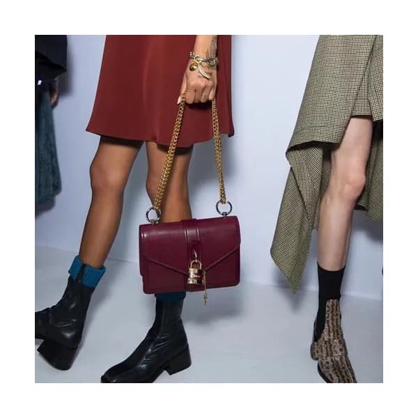 Chole 2019 Aby Leather Chain Shoulder Bag, 24cm - … - 1