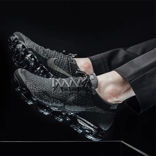 Nike 2019 Air Vapor Max Fly knit Cushion Running S… - 1