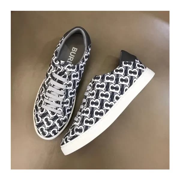 버버리 남성 빈티지 그레이 스니커즈 - Mens Gray Sneakers - bur0430… - 1