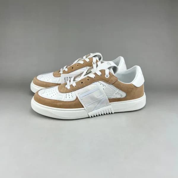 발렌티노 남/녀 Logo 카멜 스니커즈 - Valentino Unisex Camel Sne… - 1