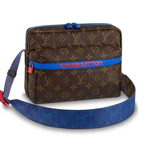 Louis Vuitton Monogram Messenger Shoulder Bag,25cm… - 1